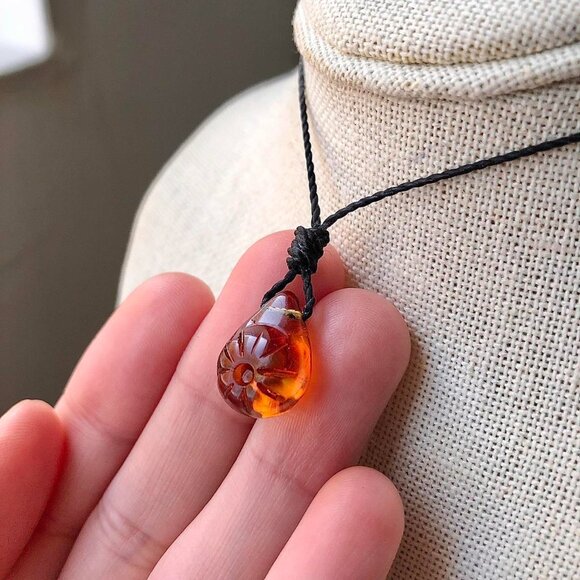 Granola Iridescent Flower Sun Y2k Hippie Teardrop Pendant Necklace/Choker - Picture 3 of 6